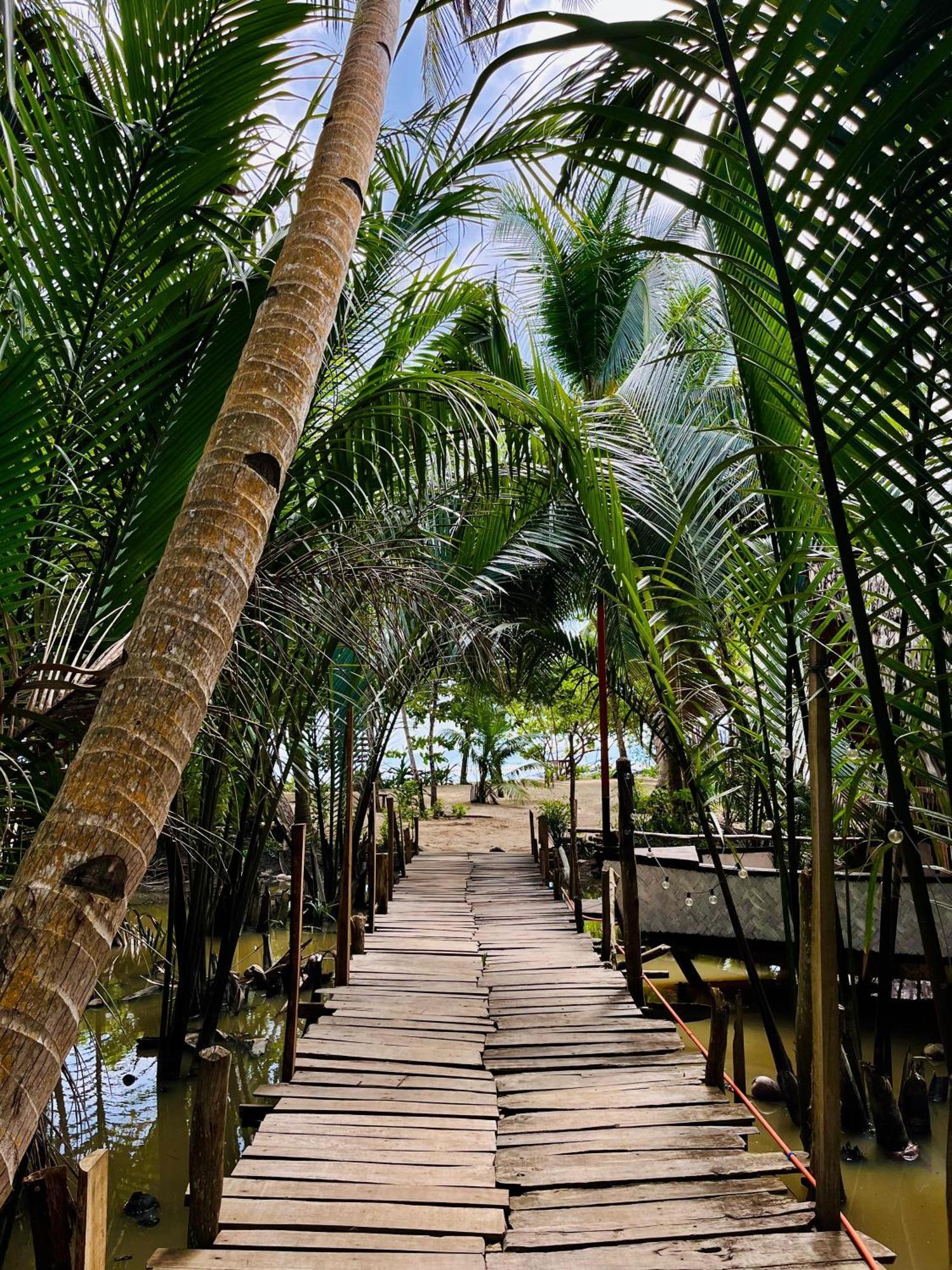 Efrena Agro Tourism Beach Эль-Нидо Экстерьер фото